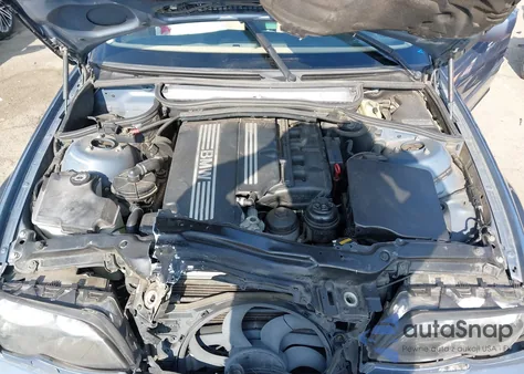 2004 BMW 325I из США, поврежденный, VIN WBAAZ33484KP86423